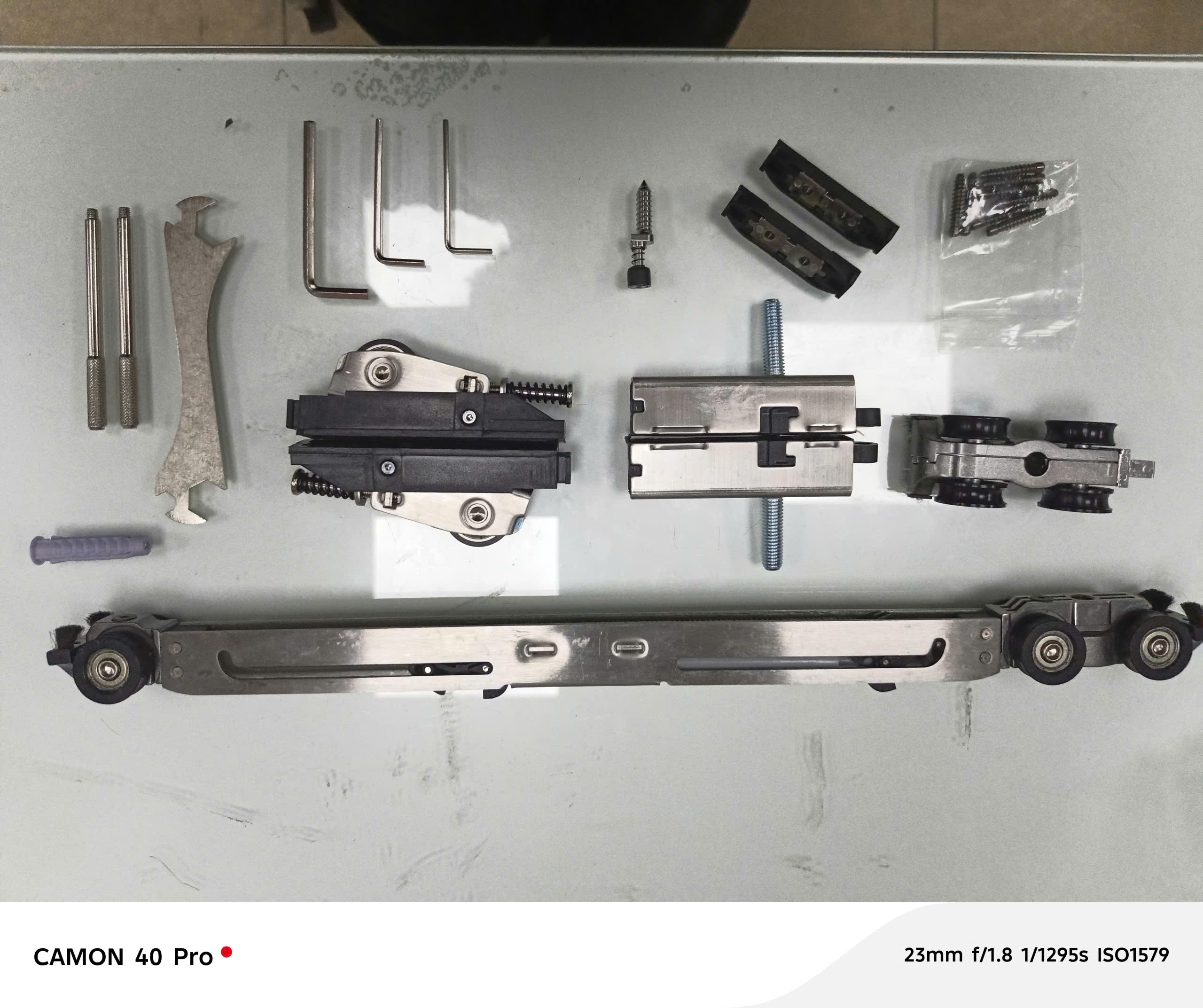 phụ cửa mở trượt